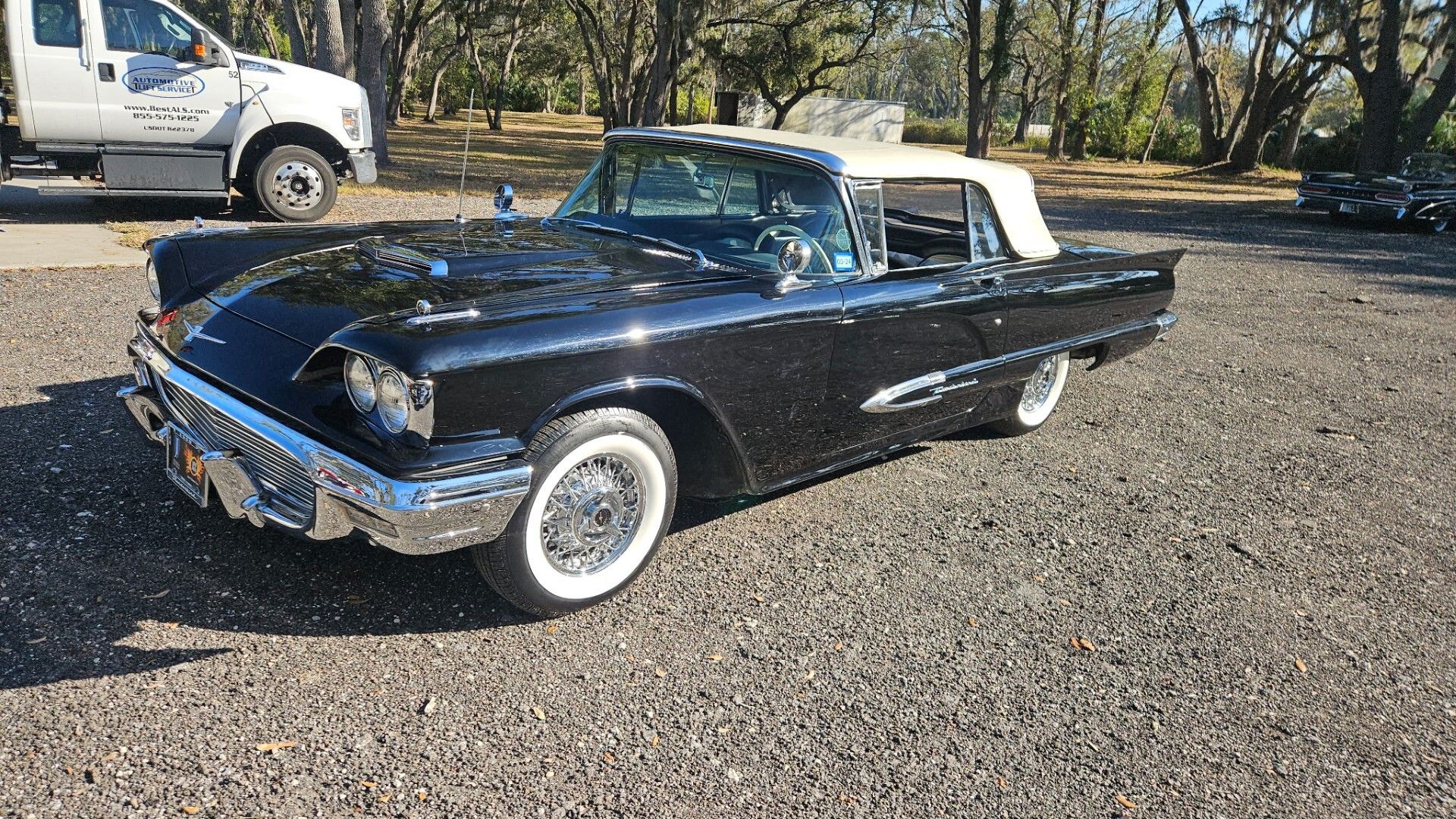 1959 Ford Thunderbird