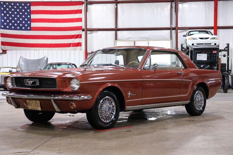 Ford Mustang 2007: A Classic Coupe with Timeless Appeal