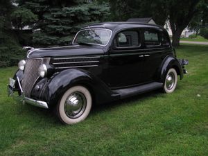 1936 Ford Deluxe