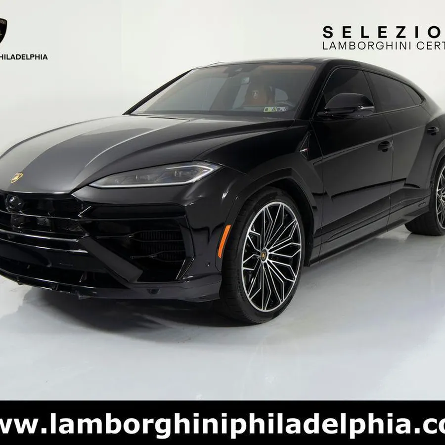 2025 Lamborghini Urus 4D Sport Utility Newtown Square