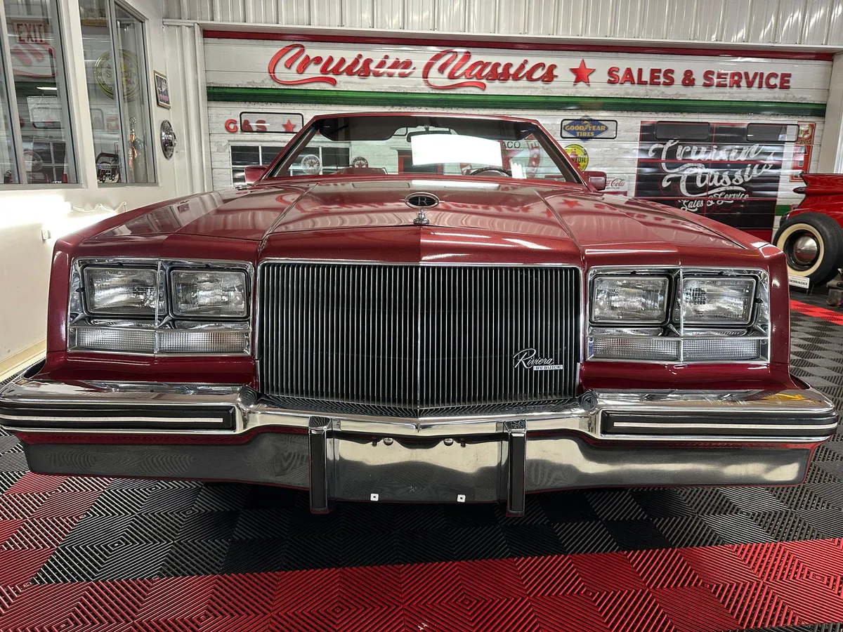 Buick Riviera レッド　『ジャンク品』 1984 Buick Riviera Convertible Columbus, Ohio | Hemmings