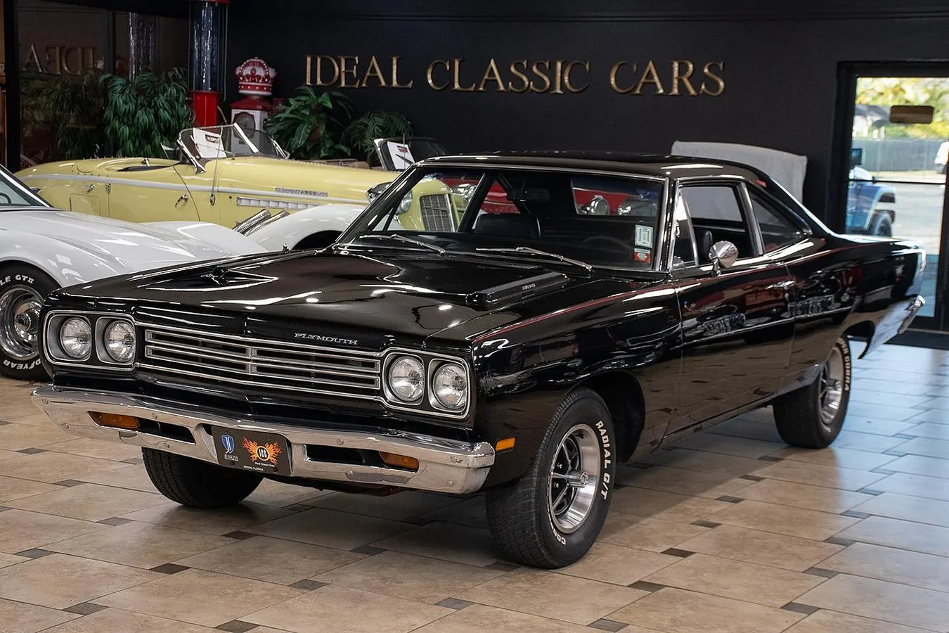 Body to Performance 1969-73　デニス・オッペンハイム 1969 Plymouth Road Runner Coupe Venice, Florida | Hemmings
