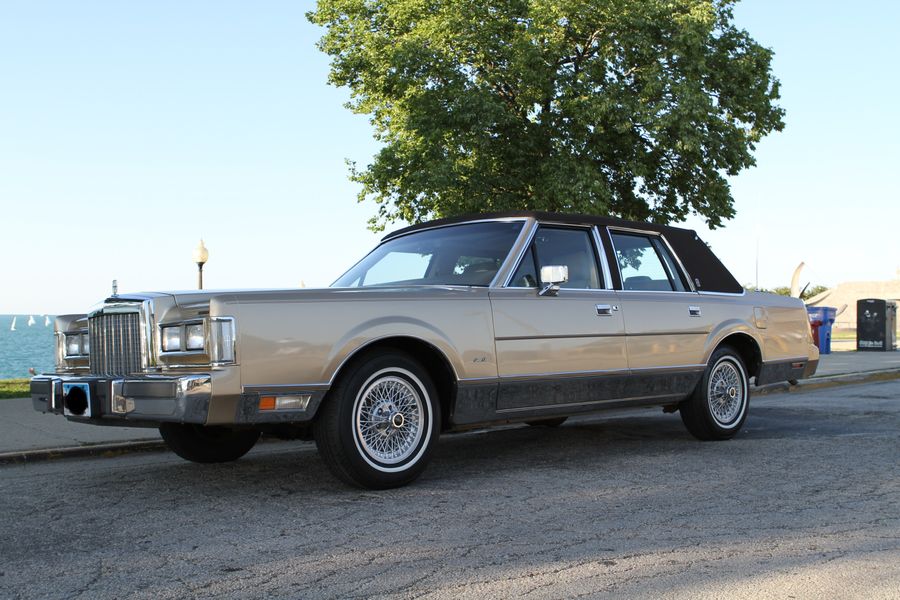 1986 Lincoln Town Car 4 DR Chicago, Illinois Hemmings