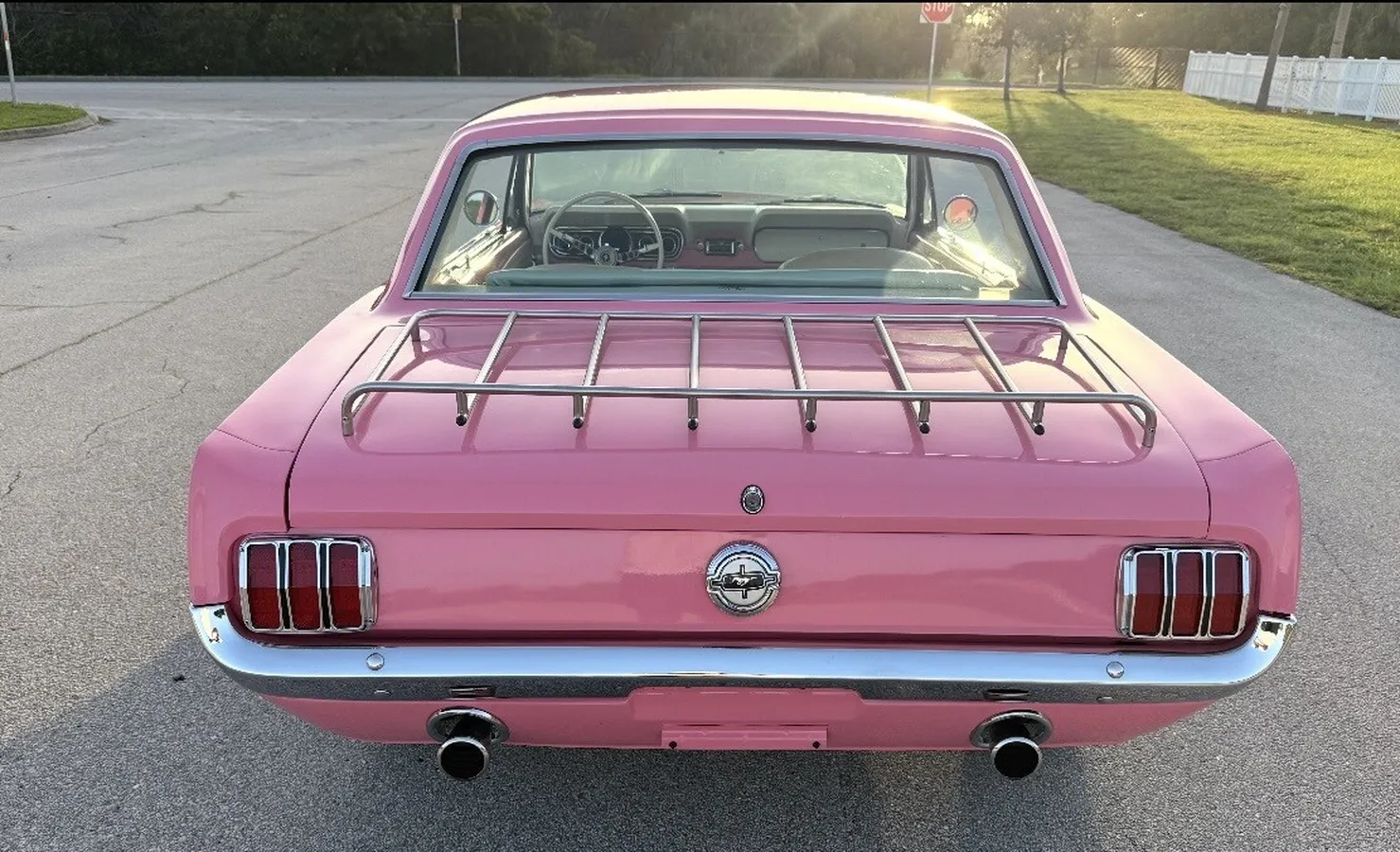 ピンク　ドドンゴ　マルサン　1966 Sold - 1966 Ford Mustang Pompano Beach, Florida | Hemmings