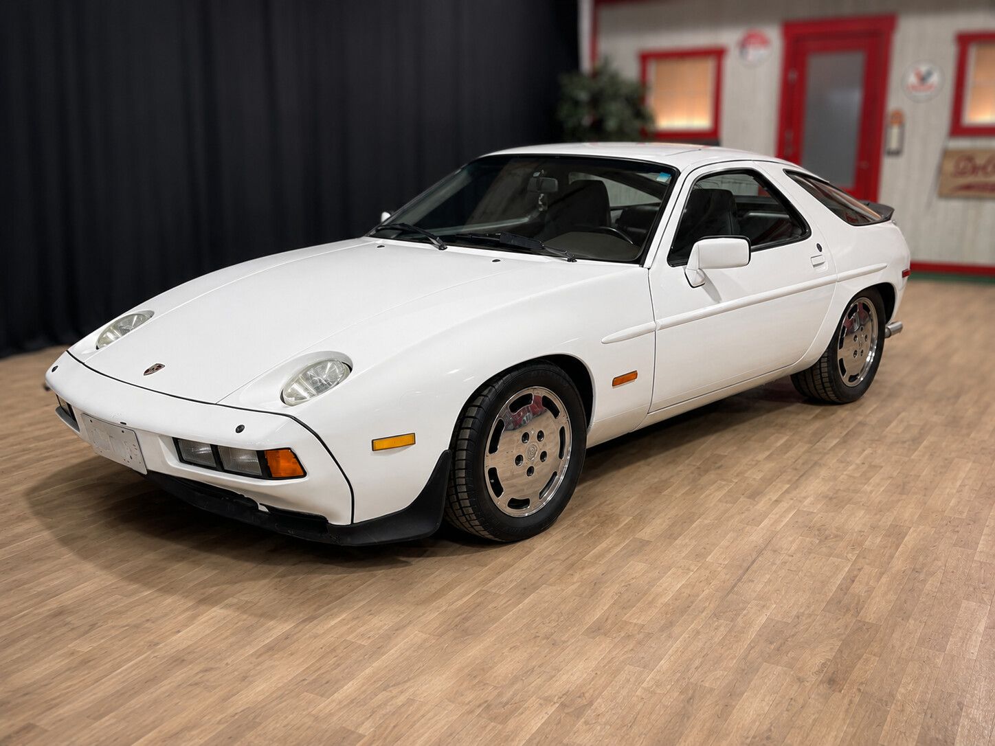 1985 Porsche 928