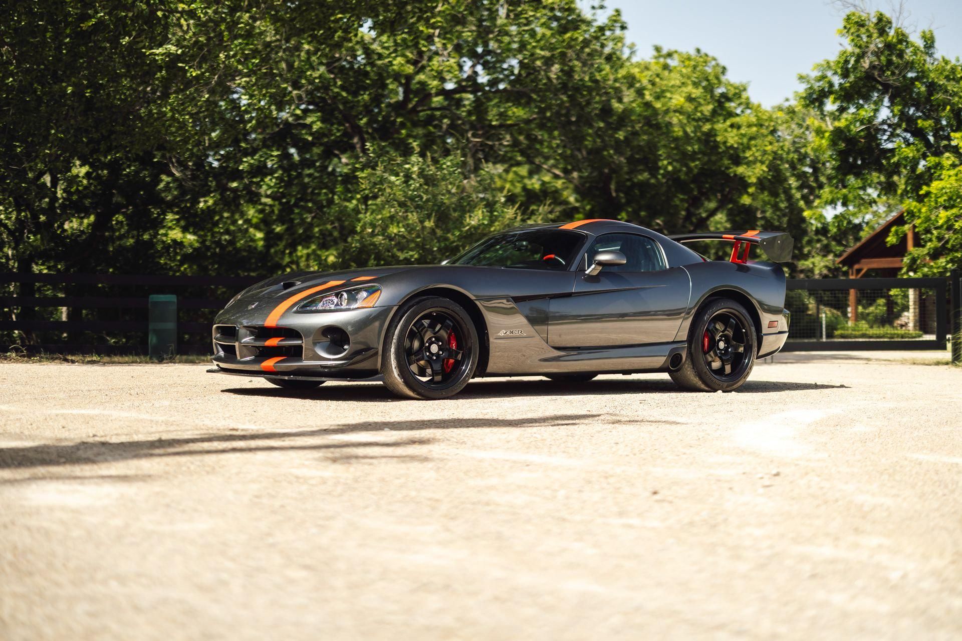 2009 Dodge Viper