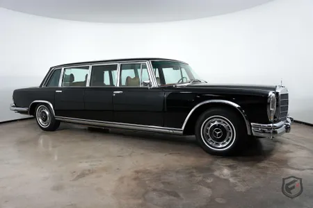 値下げしました！MERCEDES-BENZ 600 Values for the powerful, ultra-luxury Mercedes-Benz 600 are