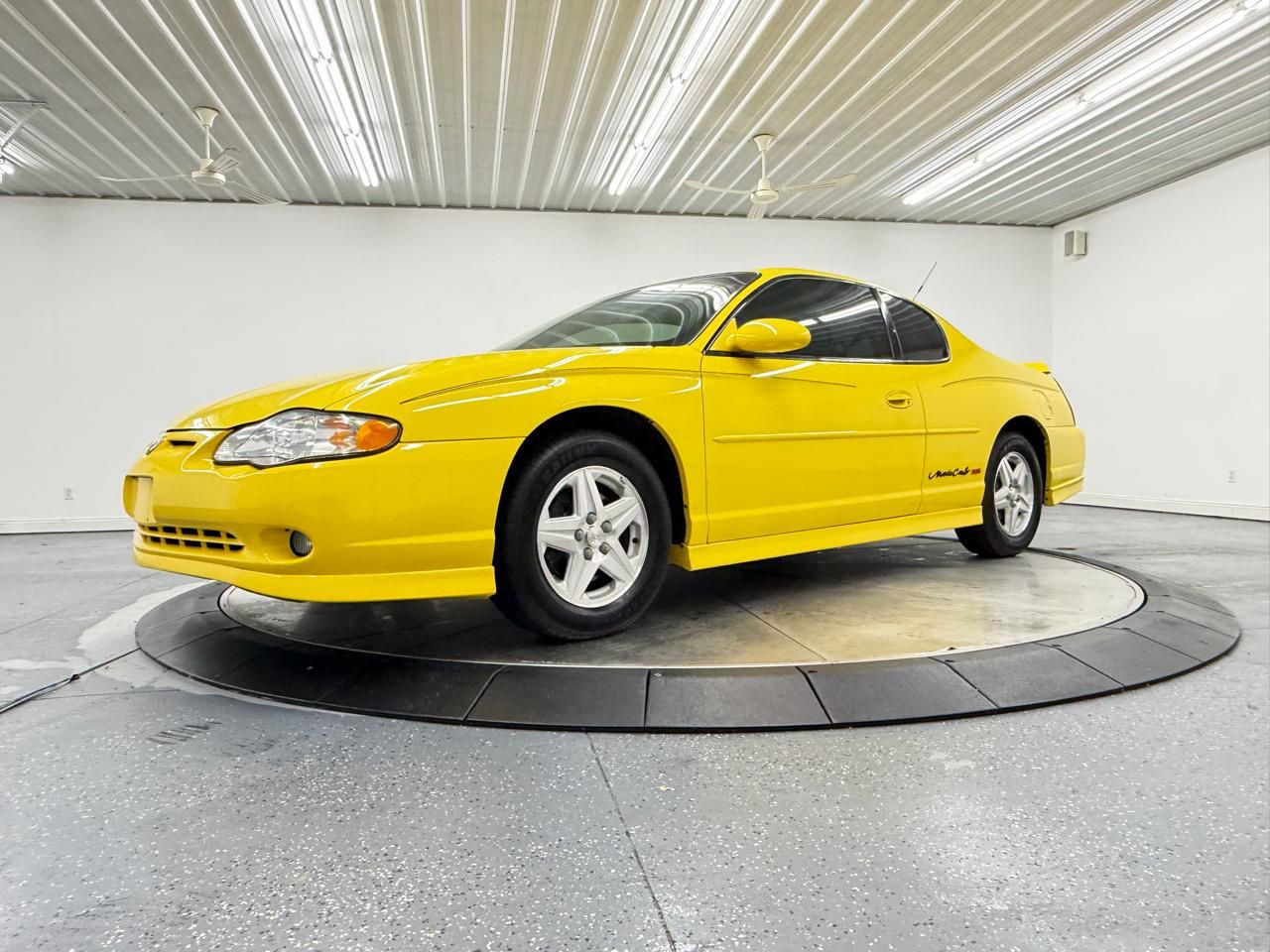 2002 Chevrolet Monte Carlo