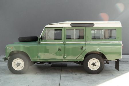 1980 Land Rover Defender 109