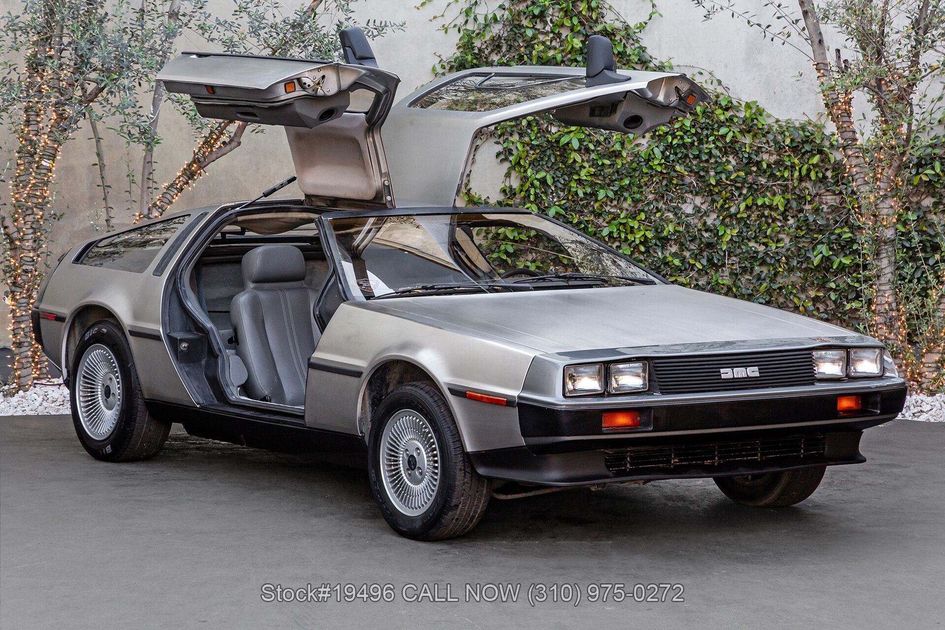 1981 DeLorean DMC-12