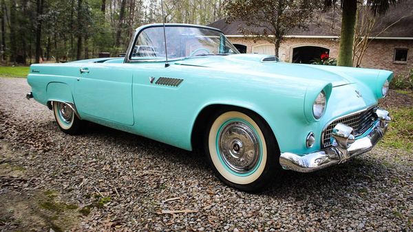 1955 Ford Thunderbird