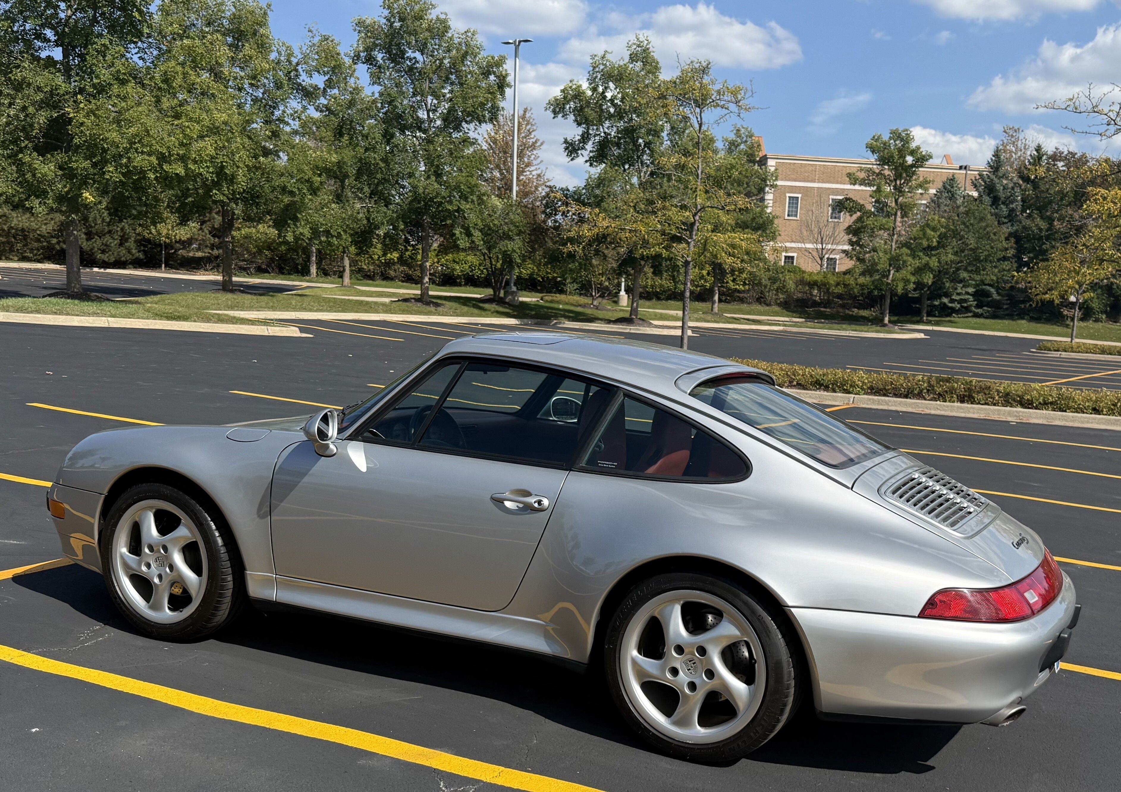 1998 Porsche 911 Carrera (C2)