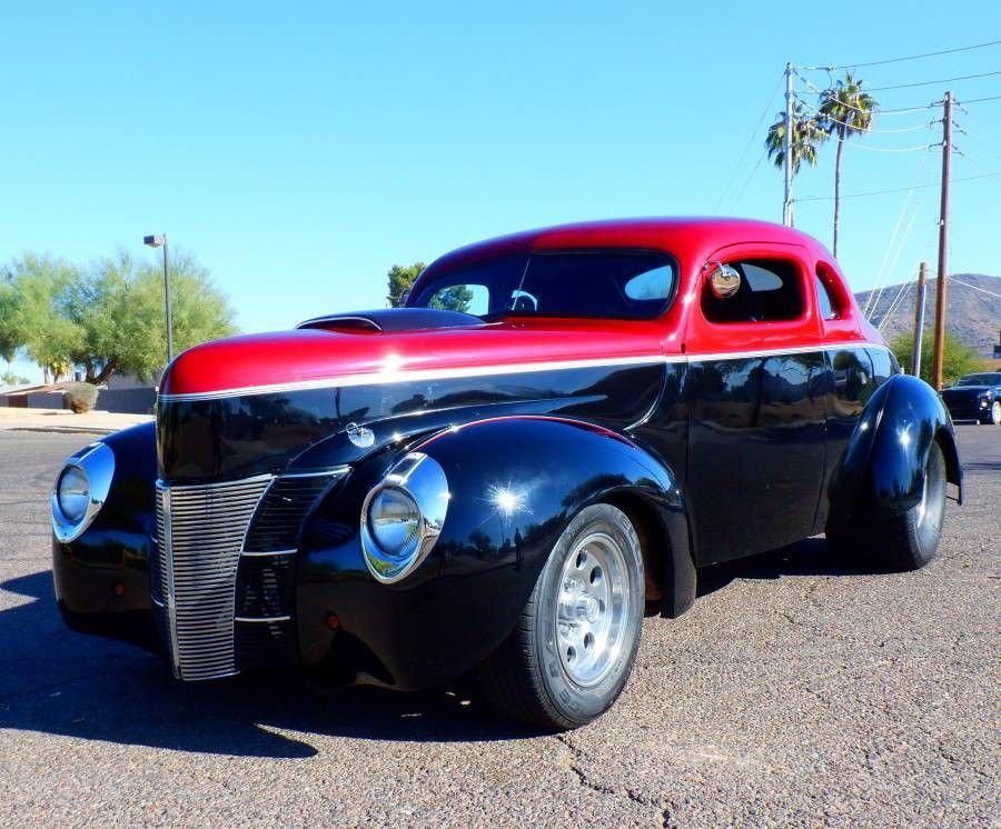 1940 Ford Deluxe