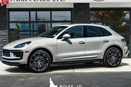 2025 Porsche Macan Sport Utility