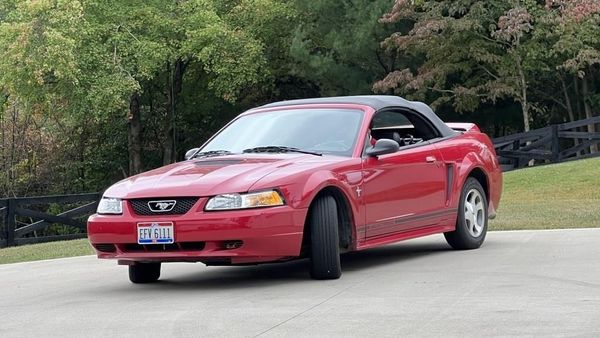 2000 Ford Mustang