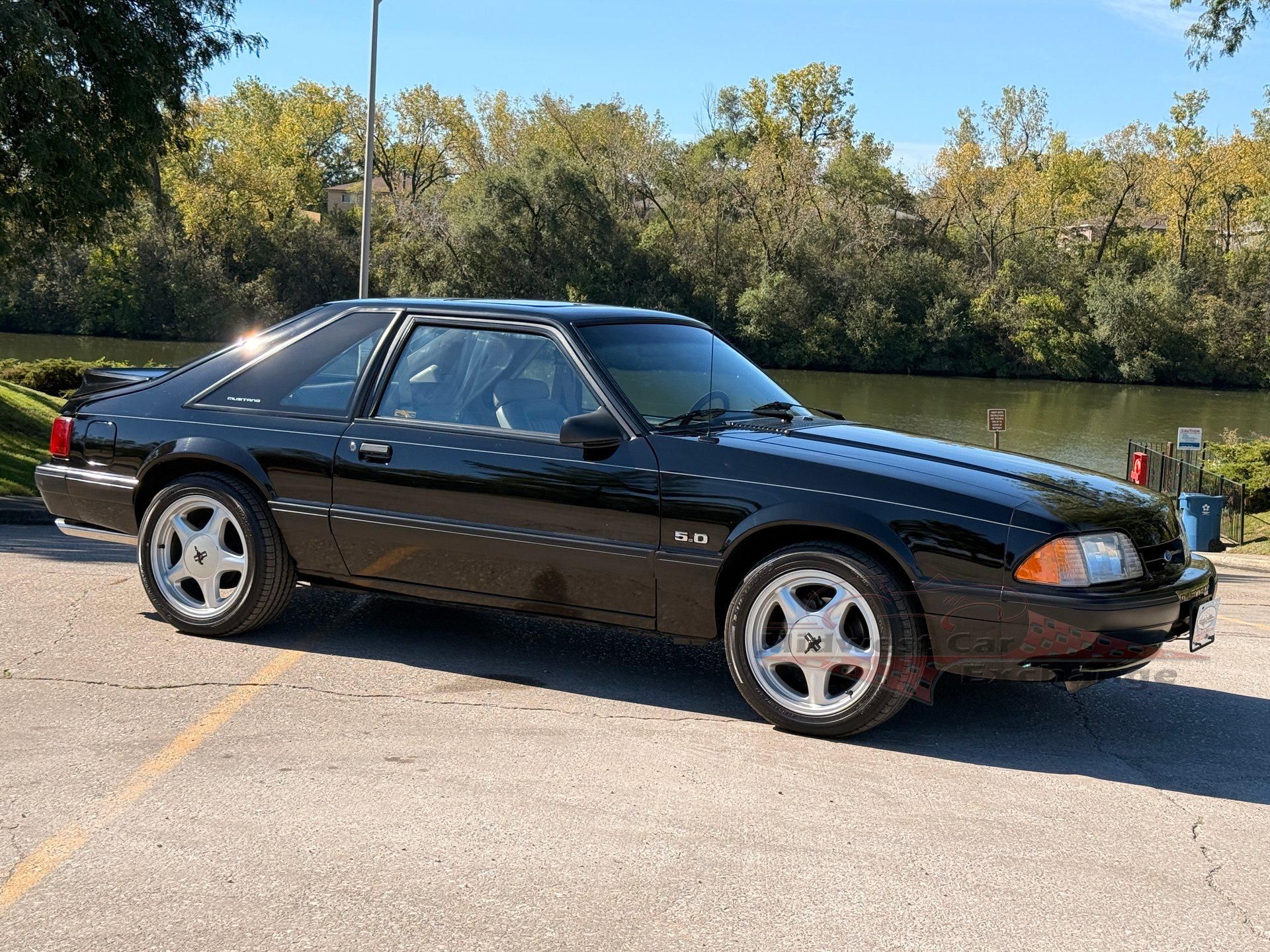1990 Ford Mustang