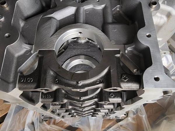 VIPER V-10 Engine Blocks (last OEM 8.4L V-10s)