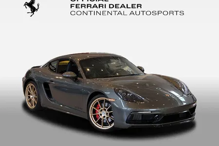 2025 Porsche 718 Cayman GT4