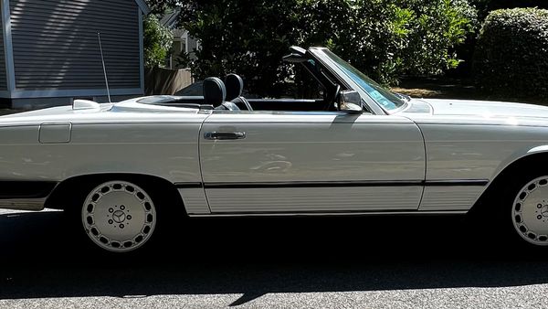 1986 Mercedes-Benz 560SL