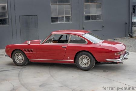 1967 Ferrari 330GT