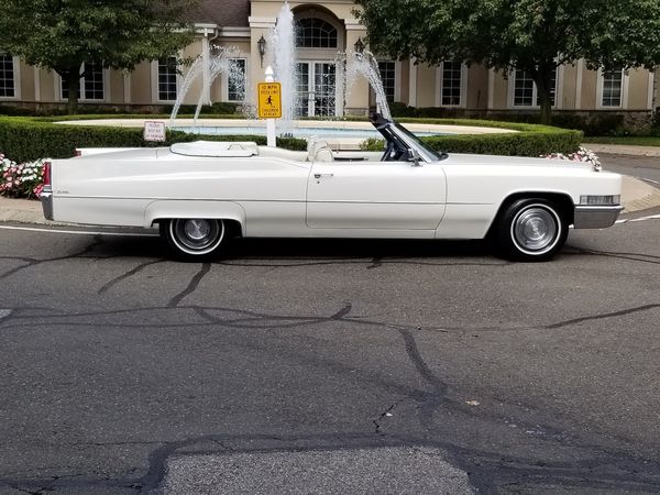 1969 Cadillac Coupe deVille