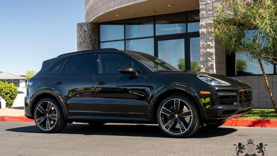 2023 Porsche Cayenne