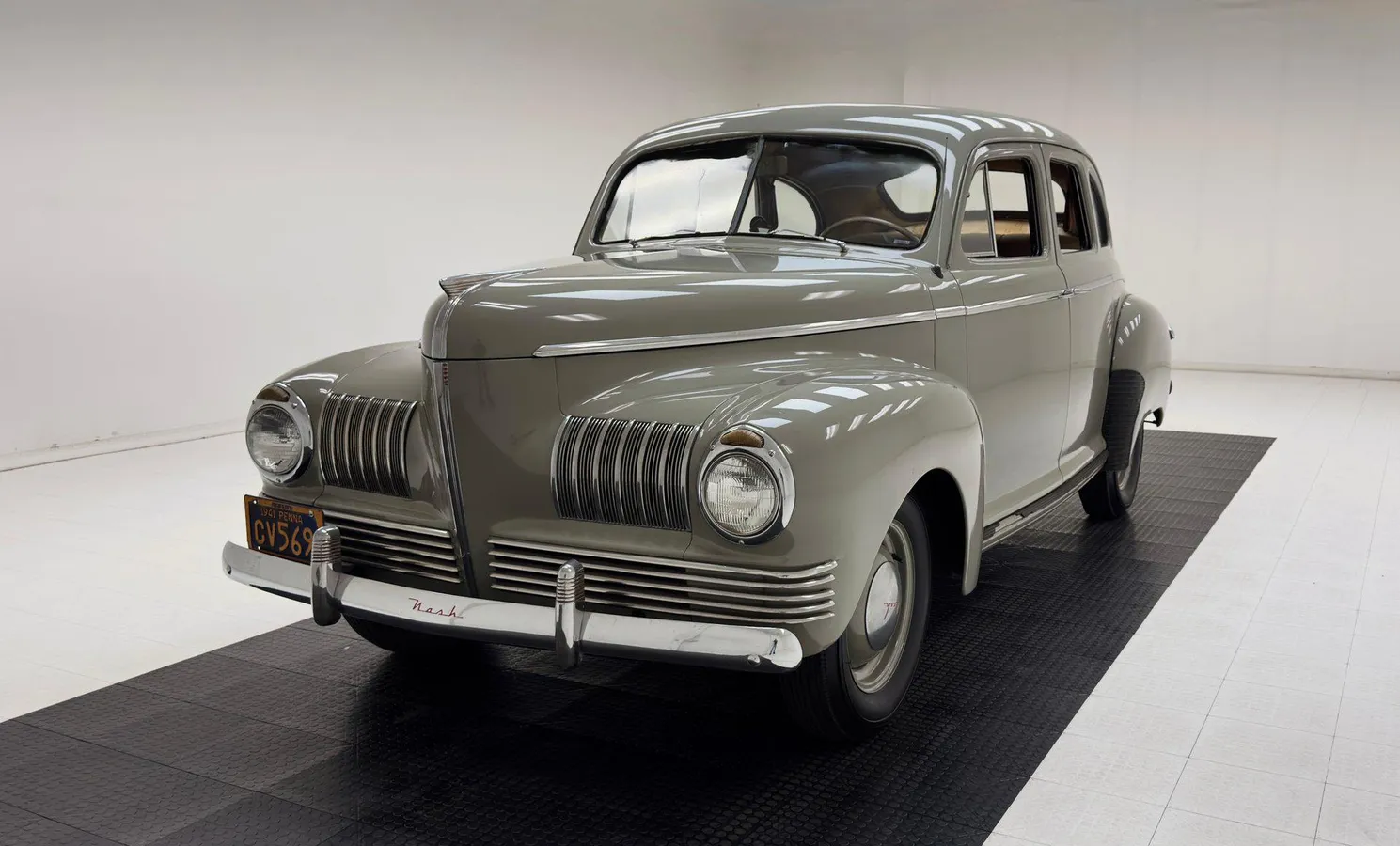 1941 Nash Ambassador 600 4 Door Sedan Morgantown, Pennsylvania