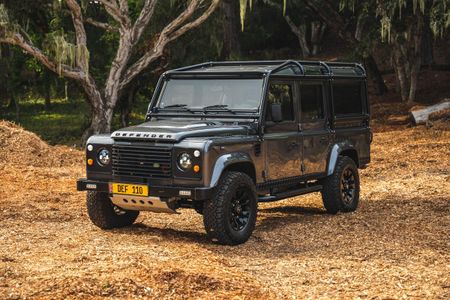 A la venta el último Land Rover Defender 110 Adventure construido