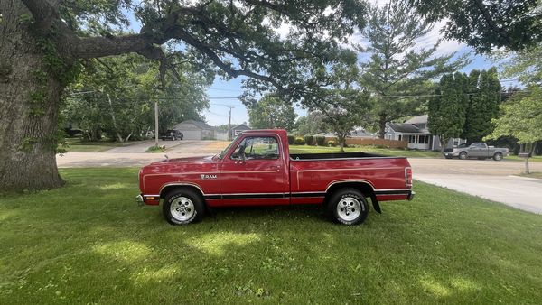 1985 Dodge Ram