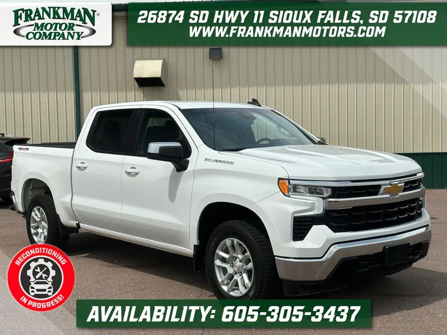 2023 Chevrolet Silverado 4D Crew Cab Sioux Falls, South Dakota