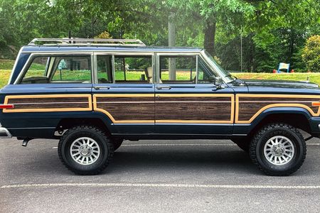 Classic Jeep Grand Wagoneer For Sale | Hemmings