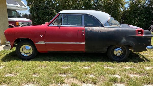 1951 Ford Victoria