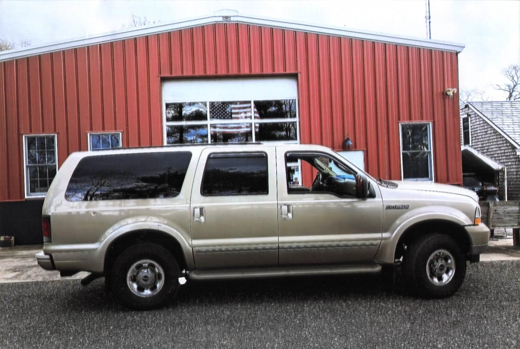 2004 Ford Excursion