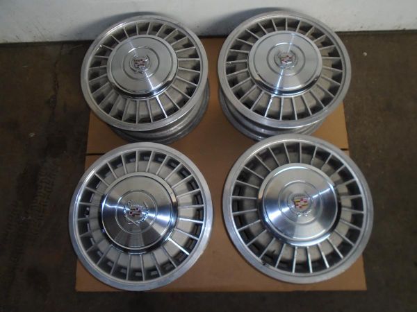 1979-1980  CADILLAC  ELDORADO ALUMINUM WHEELS  (4)