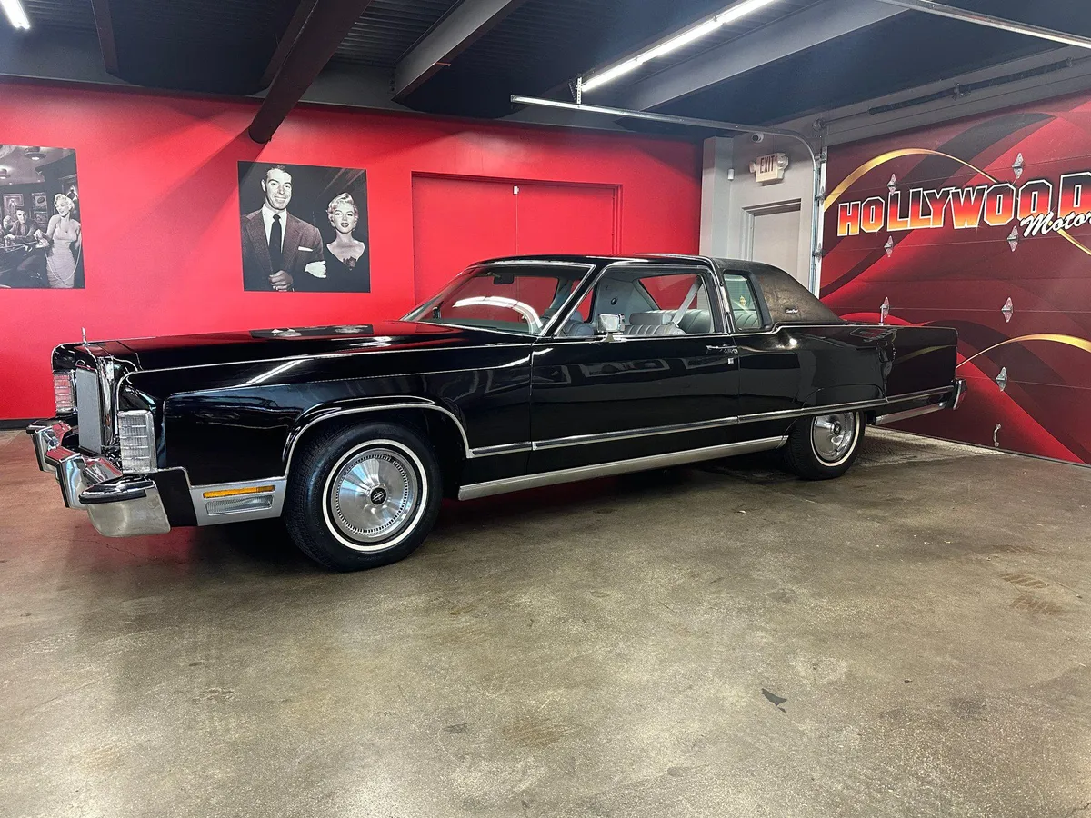 1977 Lincoln Continental