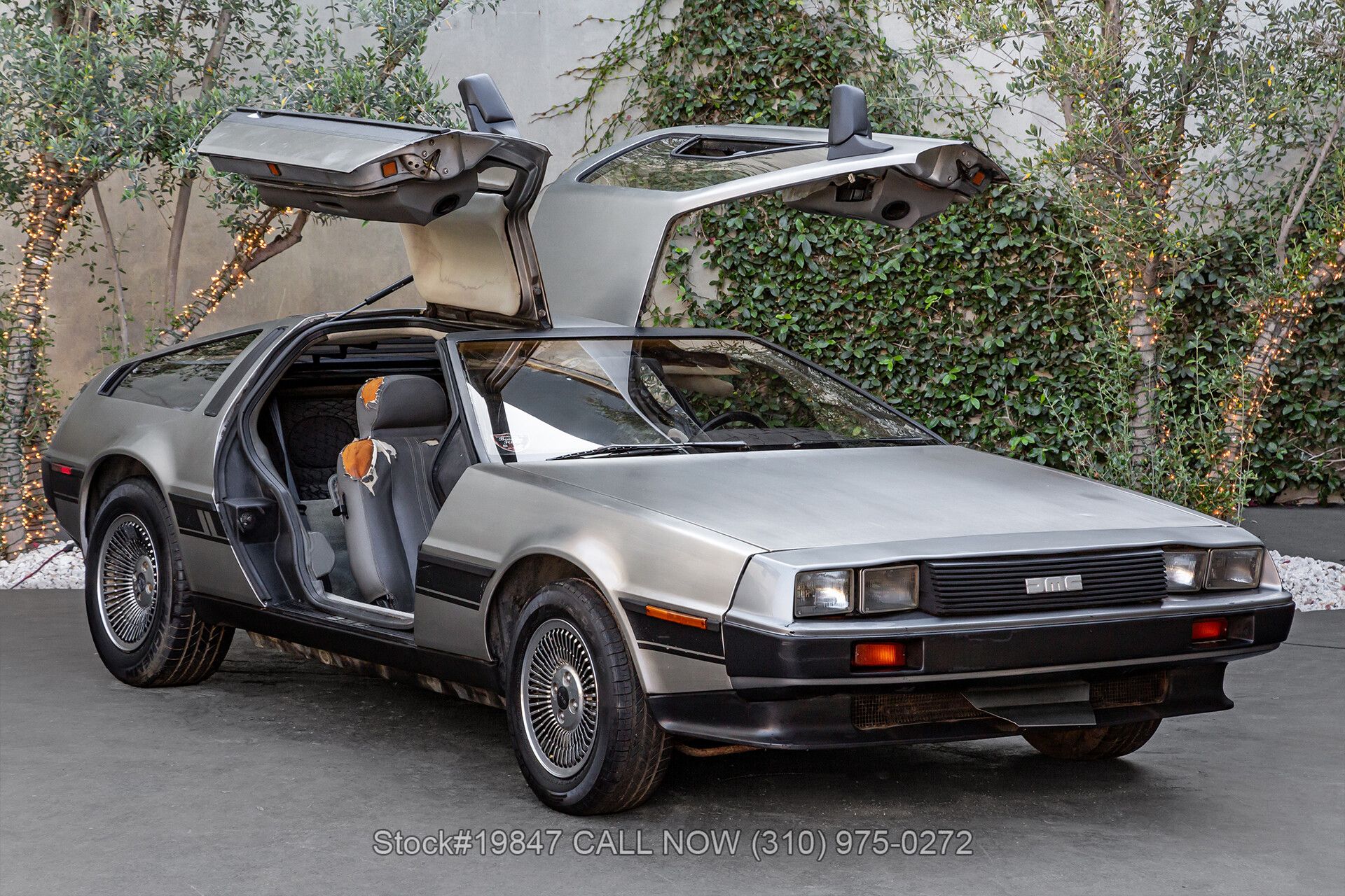 1982 DeLorean DMC-12