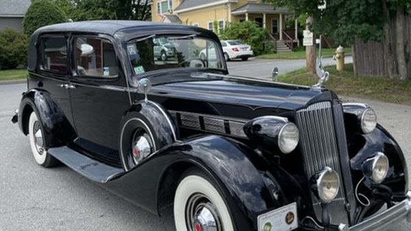 1937 Packard 1506