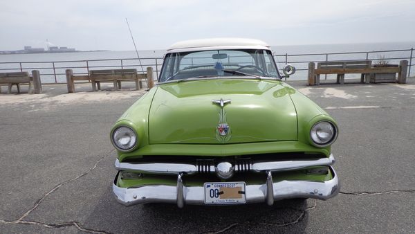 1953 Ford Mainline