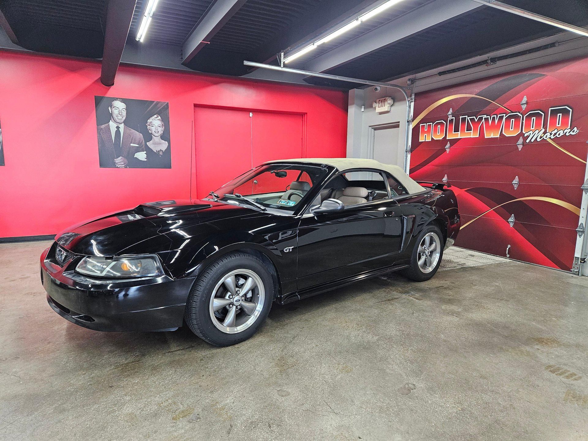 2001 Ford Mustang