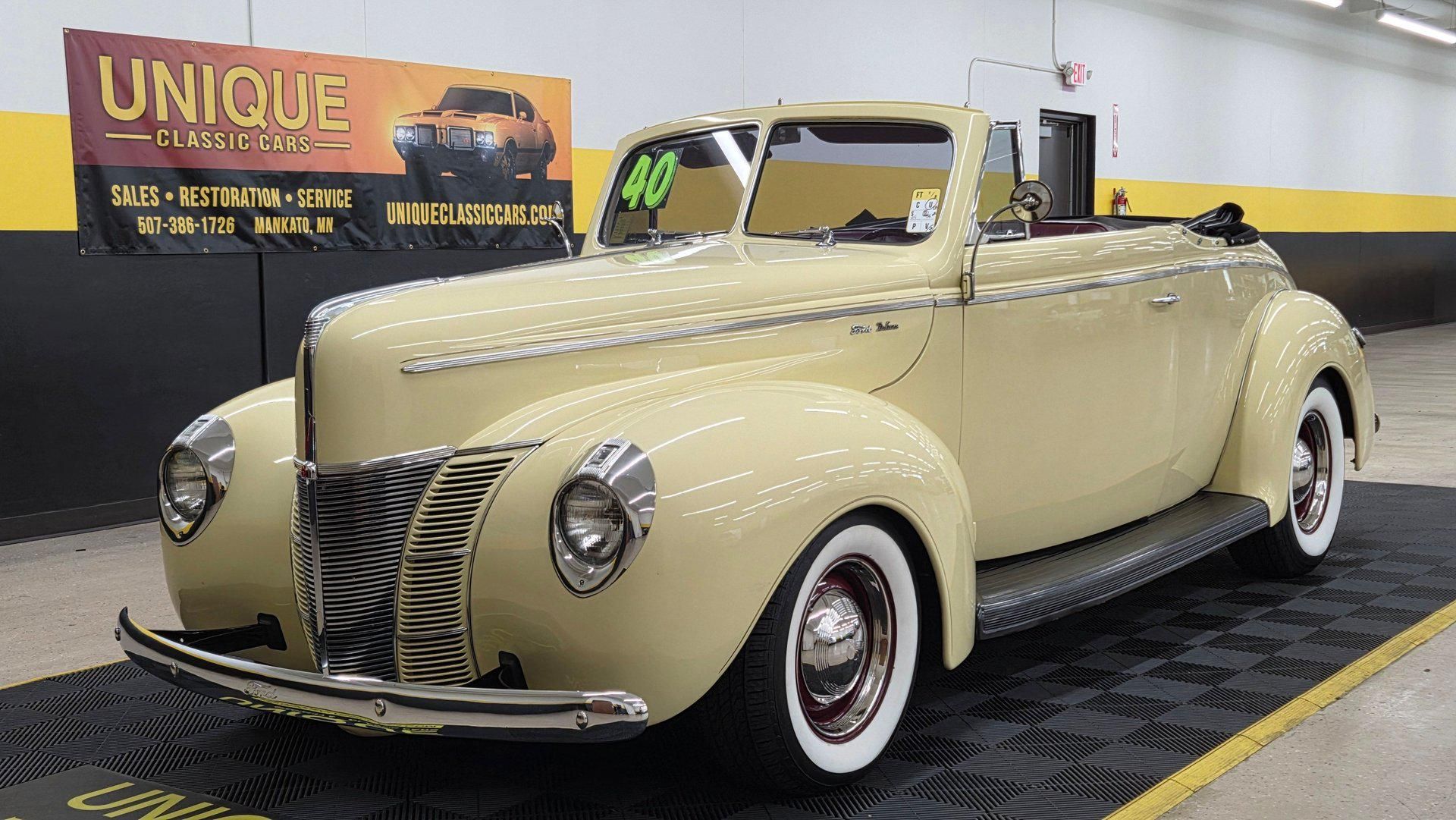1940 Ford Deluxe