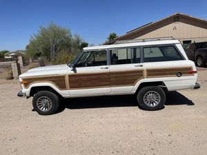 1987 Jeep Grand Wagoneer