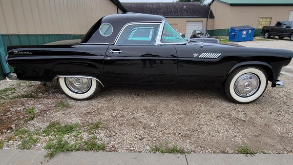 1955 Ford Thunderbird