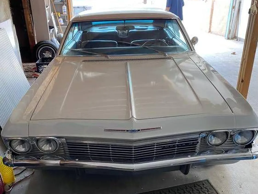 1965 Chevrolet Impala Glendale, California - Hemmings