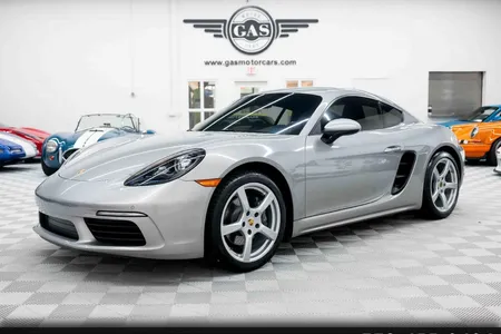 2018 Porsche 718 Cayman GT4 Coupe
