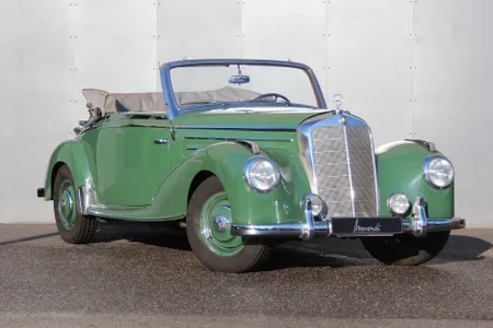 メルセデス　ベンツ　3500 Bus 1954 Mercedes-Benz - Historic Buses