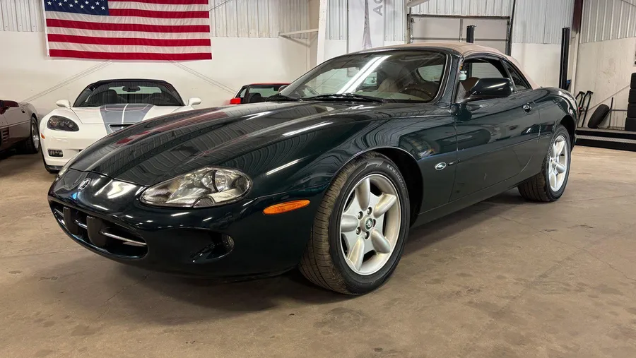 【中古】 No Regrets JamieRichards 1998 Jaguar Xk8 Traverse City, Michigan | Hemmings