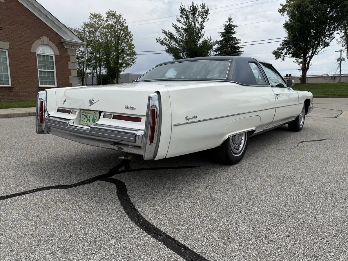1974 Cadillac Coupe Deville Brocade Cloth Interior, Vinyl Top