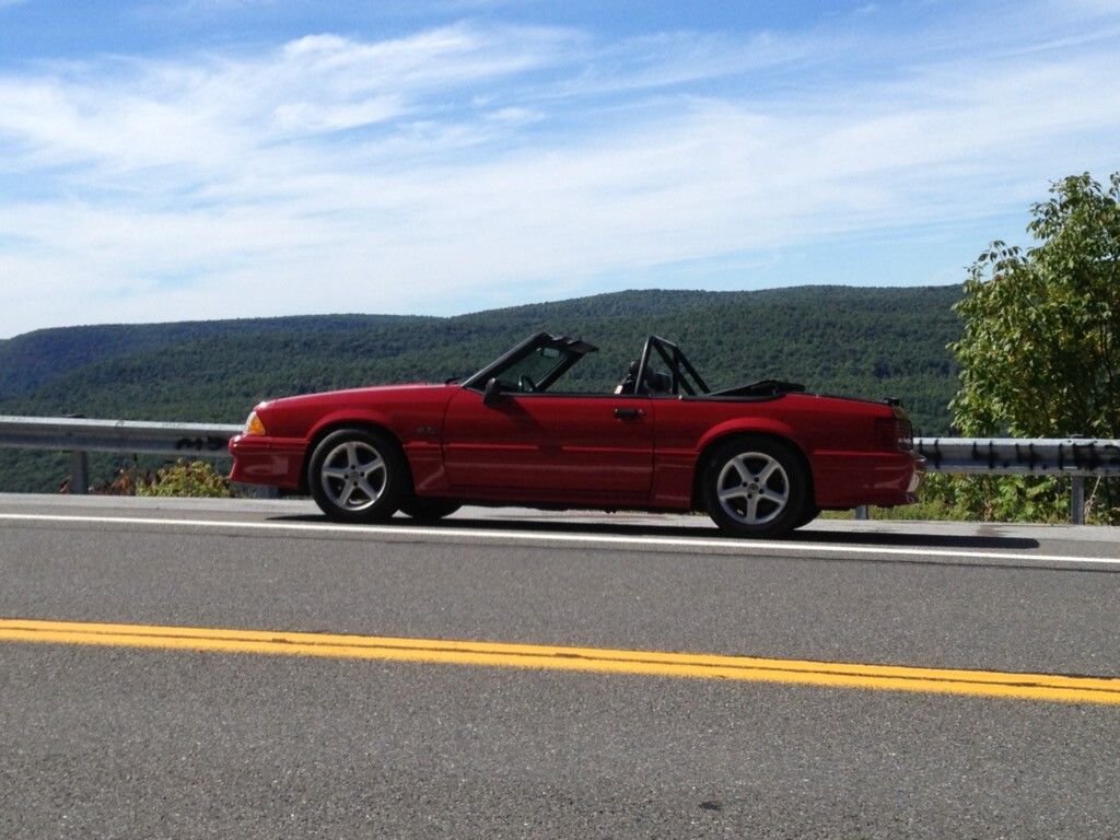 1992 Ford Mustang GT Convertible