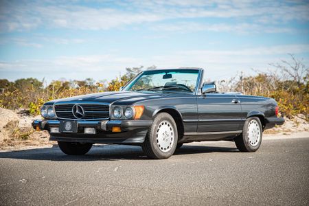 Classic Mercedes-Benz 560SL For Sale | Hemmings