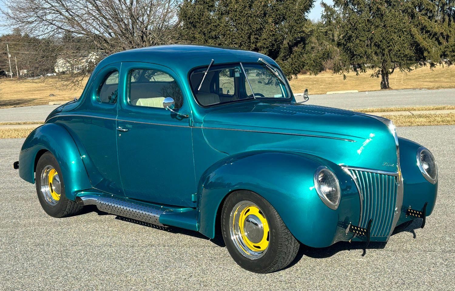 1939 Ford Deluxe